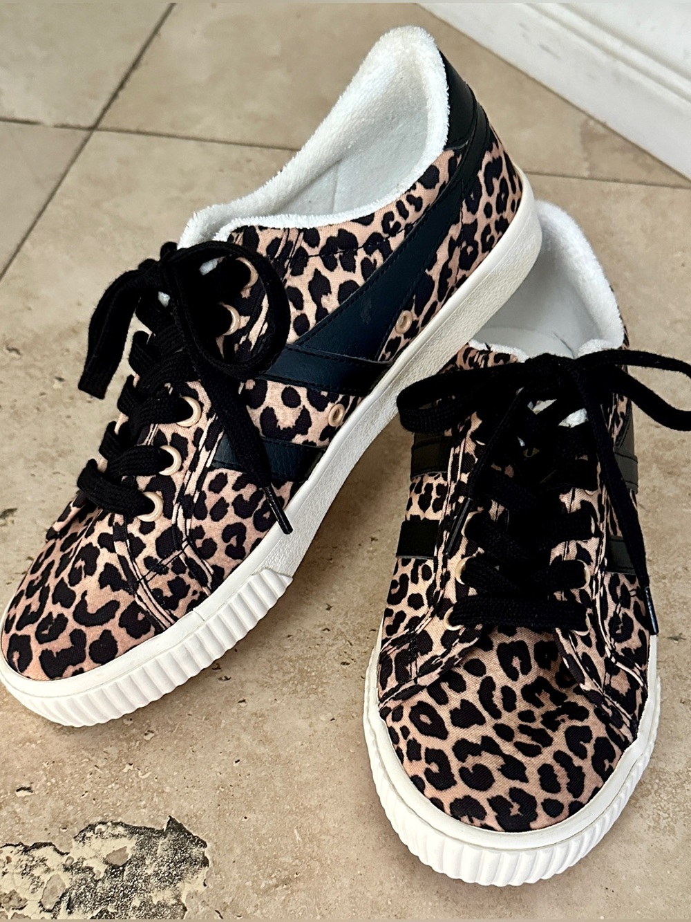 Talbot’s Gola Women's Leopard Print Canvas Sneakers  • Size 8.5 • NWOT